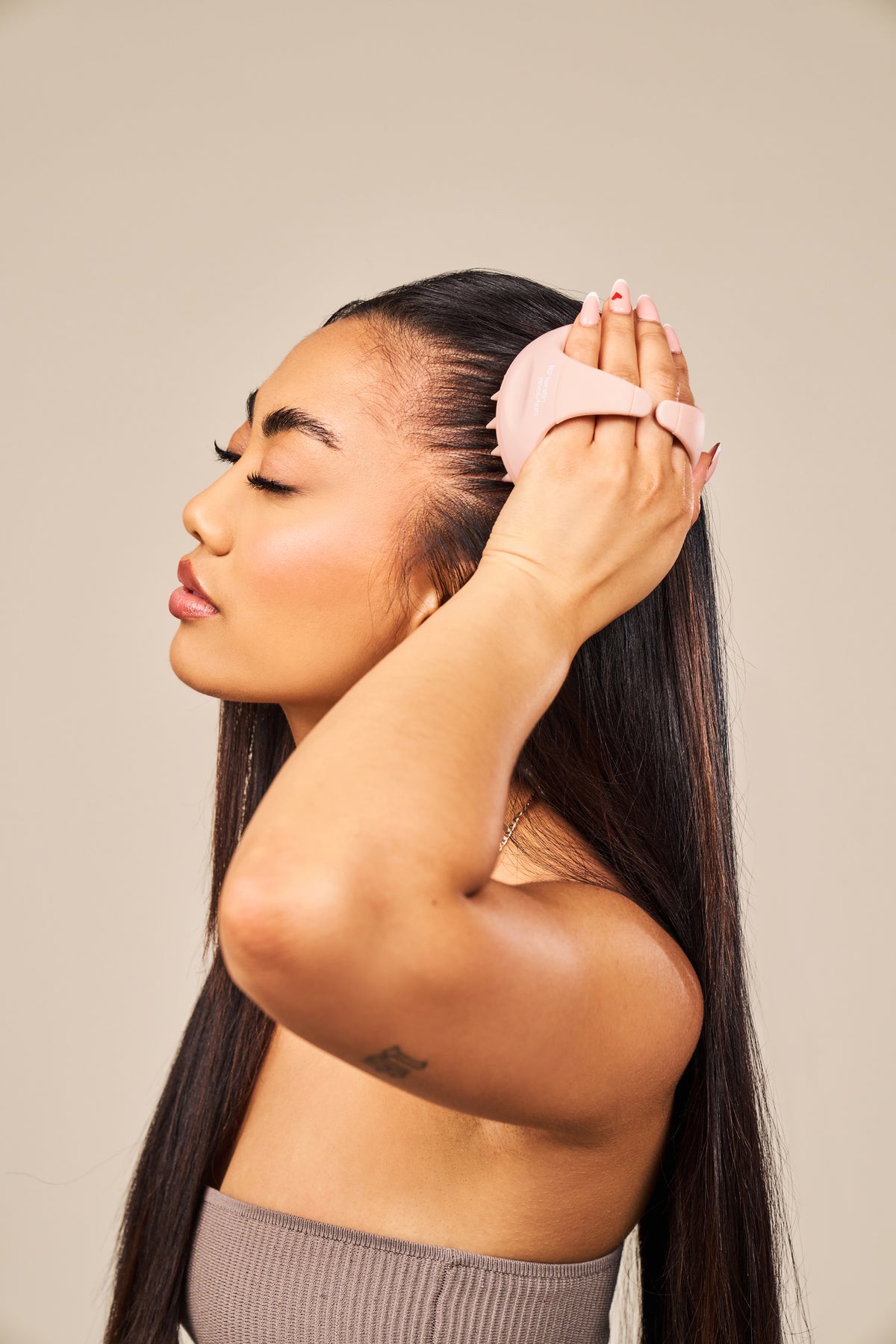 Revitalising Scalp Brush